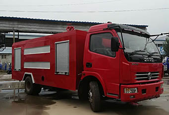 北京LXF-CY203柴油消防车 柴油消防车